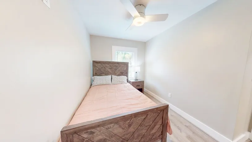 2247-2249 Neil Ave
