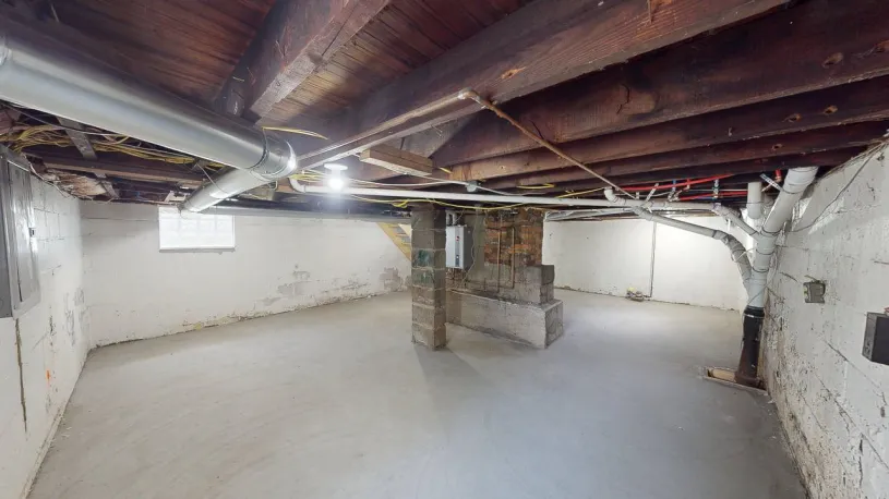 2256 Neil Ave