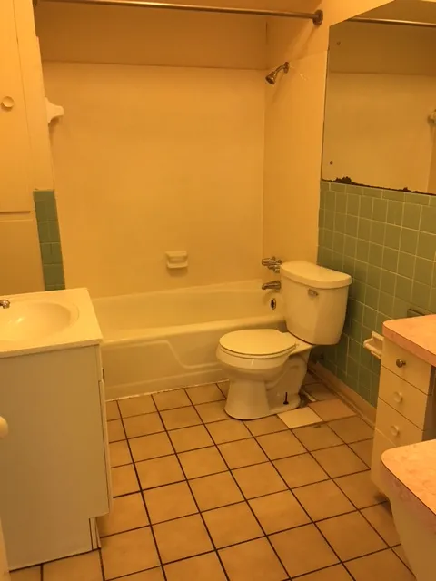 230 E 15th Ave 6+BR