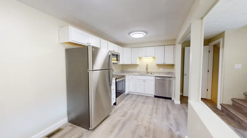 237 W Norwich Ave Apt D