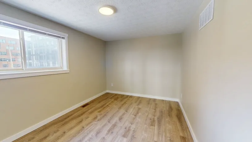 237 W Norwich Ave Apt D