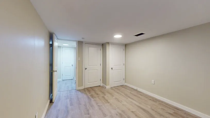 237 W Norwich Ave Apt D