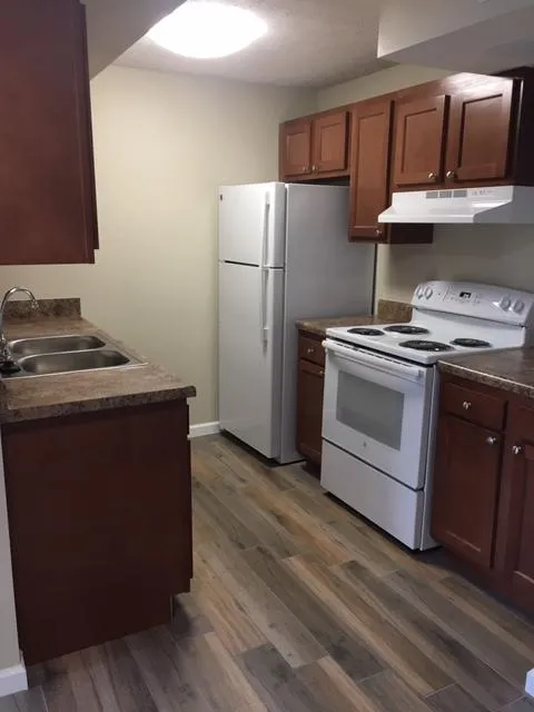 245 W Norwich Ave Apt F