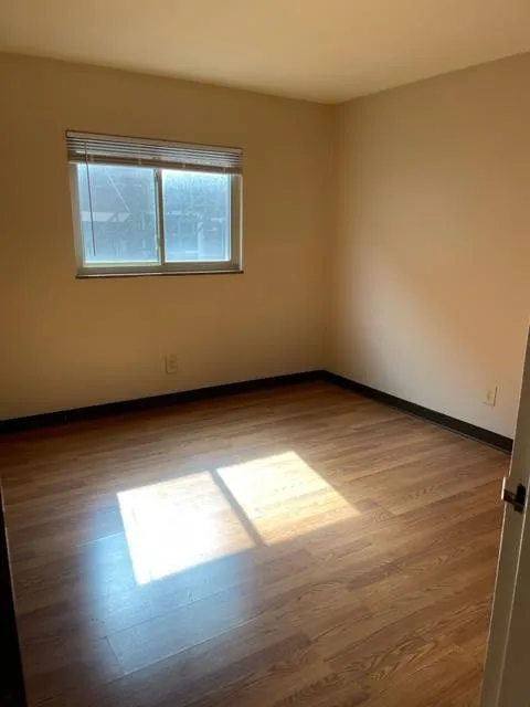 2470 N High St - B4