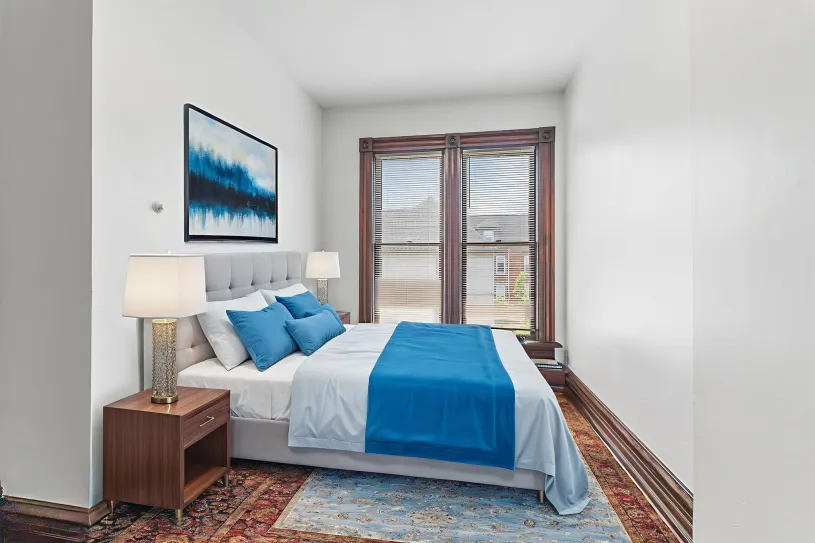 315 W 8th Ave
