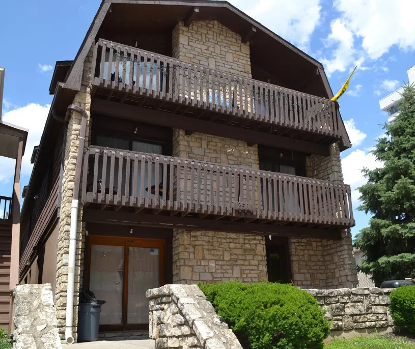252 W Lane Ave 4BR
