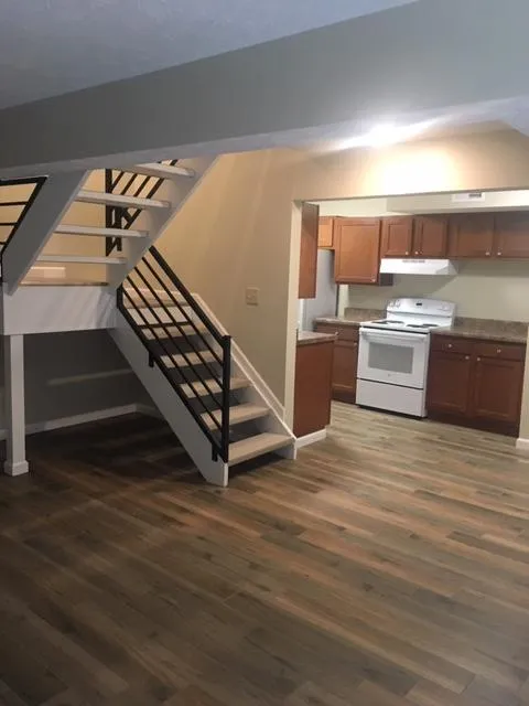 250 W Lane Ave 4BR - Renovated Unit