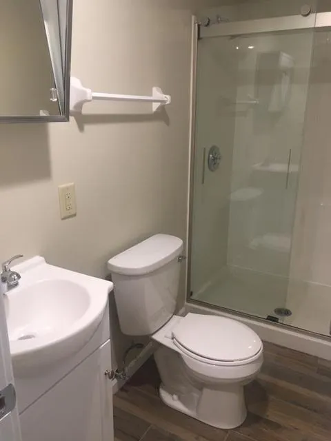 250 W Lane Ave 4BR - Renovated Unit