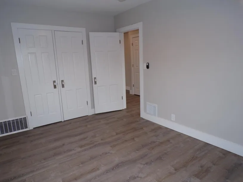 2689 1/2 Neil Ave ~ One Bedroom 