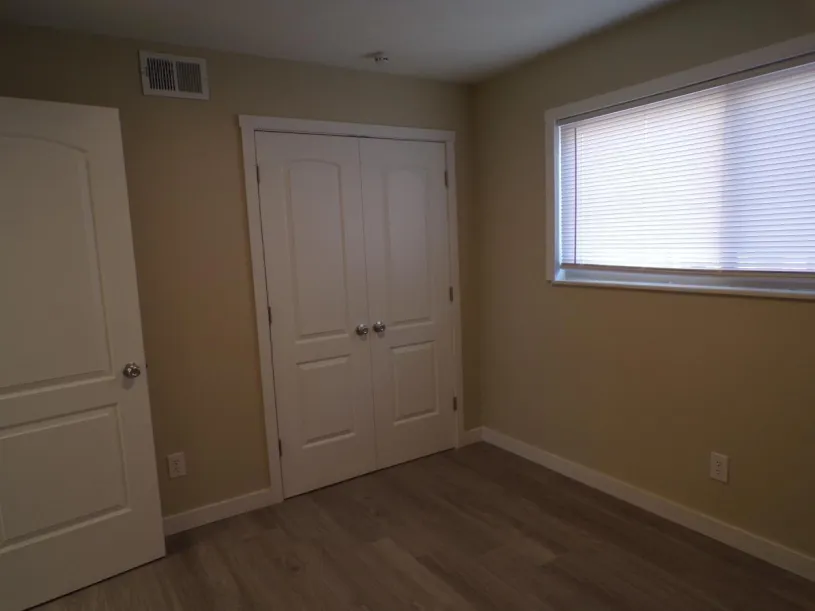 29 E Norwich Ave 1BR - Remodeled Unit C