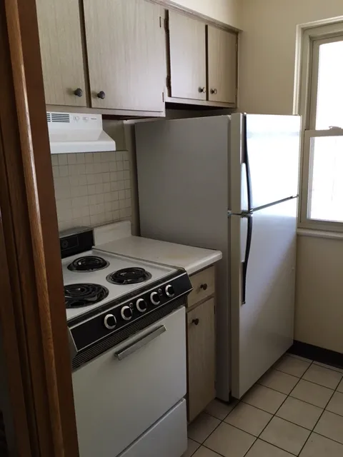 29 E Norwich Ave Apt D 2BR