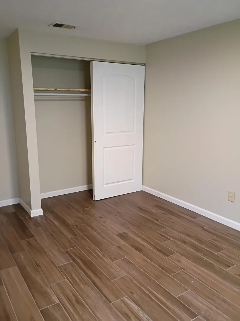 30 E Lane Ave Apt 103 ~ Renovated 3 bedroom 