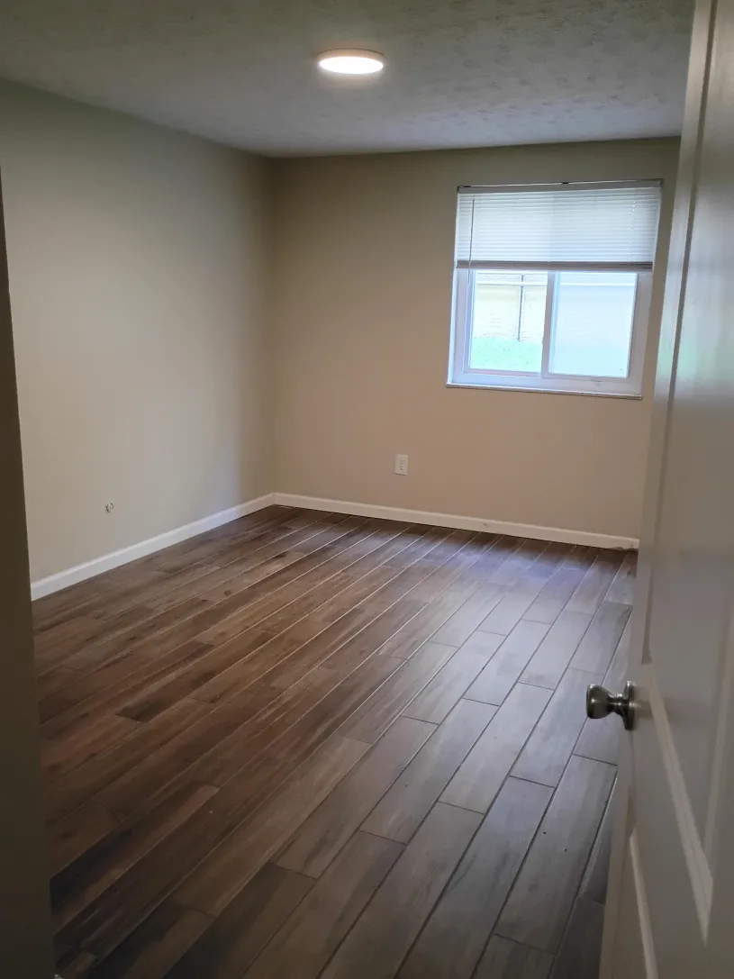30 E Lane Ave Apt 103 ~ Renovated 3 bedroom 
