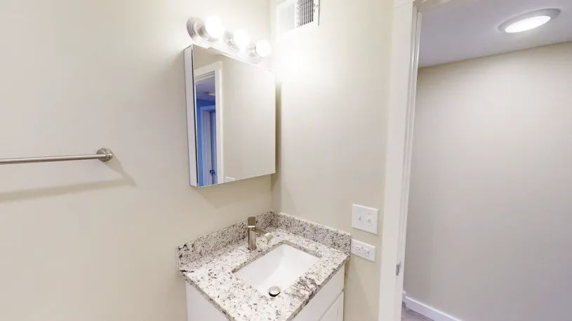 30 E Lane Ave Apt 304A 