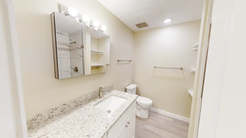 30 E Lane Ave Apt 304 