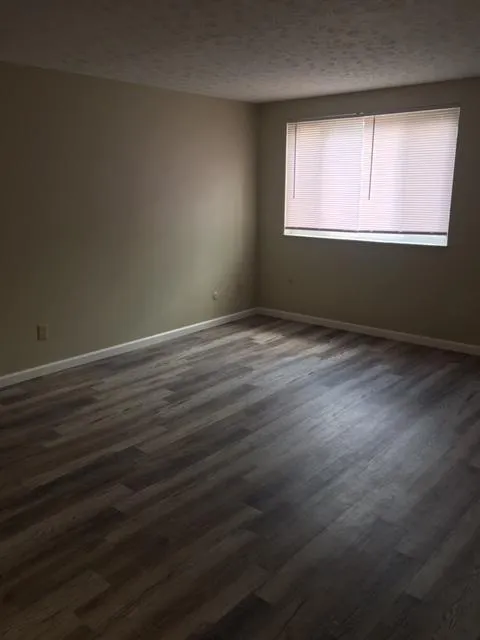 30 E Lane Ave 2BR Apt 101 ~ Renovated