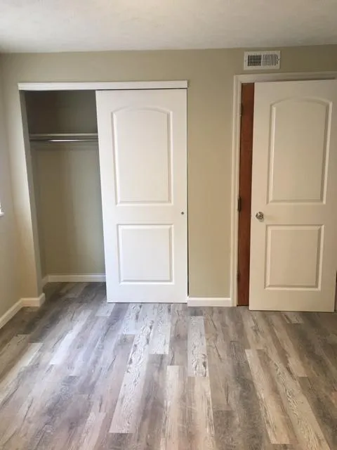 30 E Lane Ave 2BR Apt 101 ~ Renovated