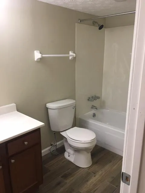 30 E Lane Ave 2BR Apt 101 ~ Renovated