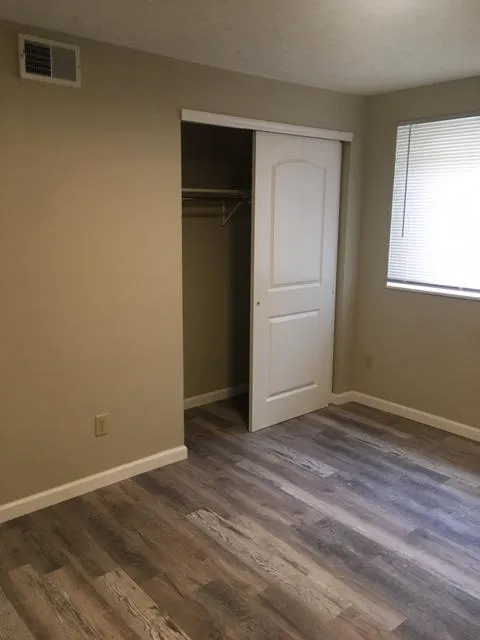 30 E Lane Ave 2BR Apt 101 ~ Renovated