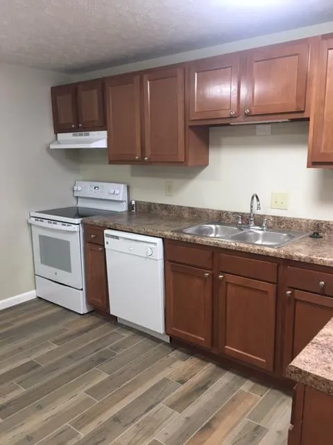 30 E Lane Ave 2BR - Renovated Unit (104 and 201)
