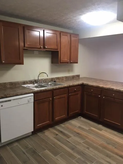 30 E Lane Ave 2BR - Renovated Unit (104 and 201)