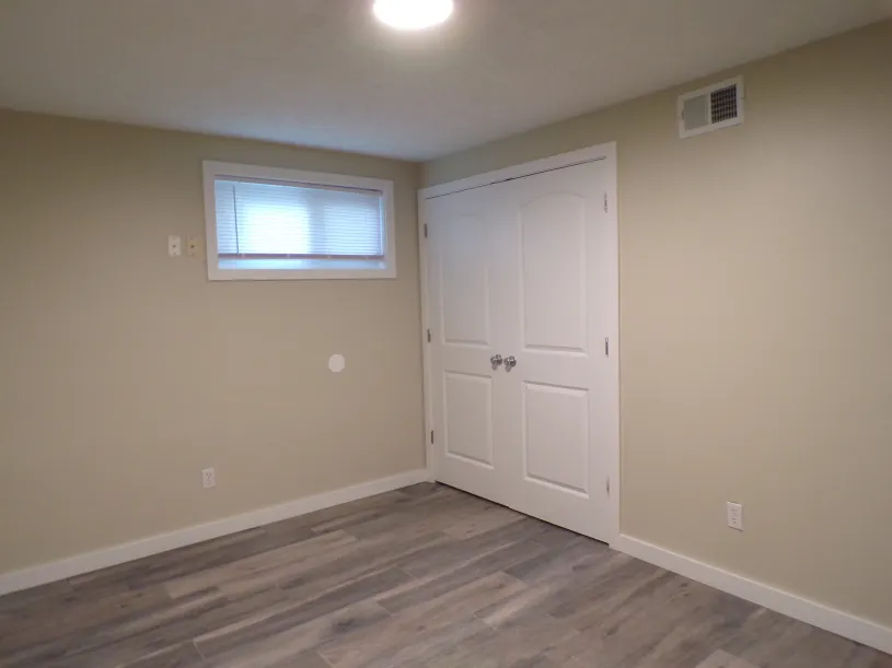 30 E Lane Ave Apt 105 ~ Renovated 