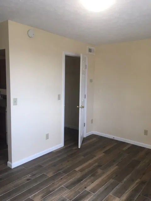 30 E. Lane Ave Efficiency - Renovated Unit A