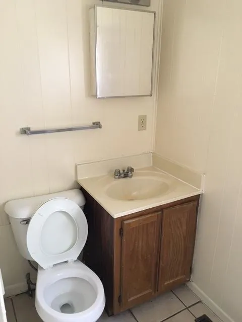 30 W 10th Ave Apt B