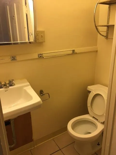 30-32 W 10th Ave Apt D