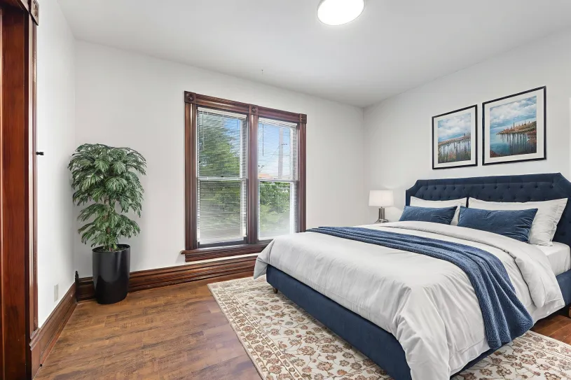 315 W 8th Ave