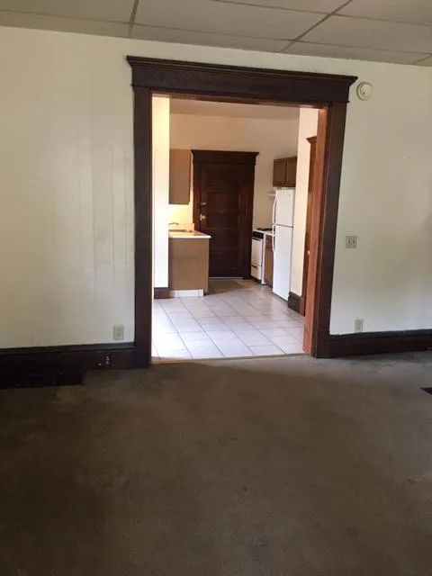 32 W 10th Ave Apt A