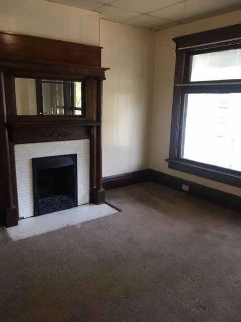 32 W 10th Ave Apt A