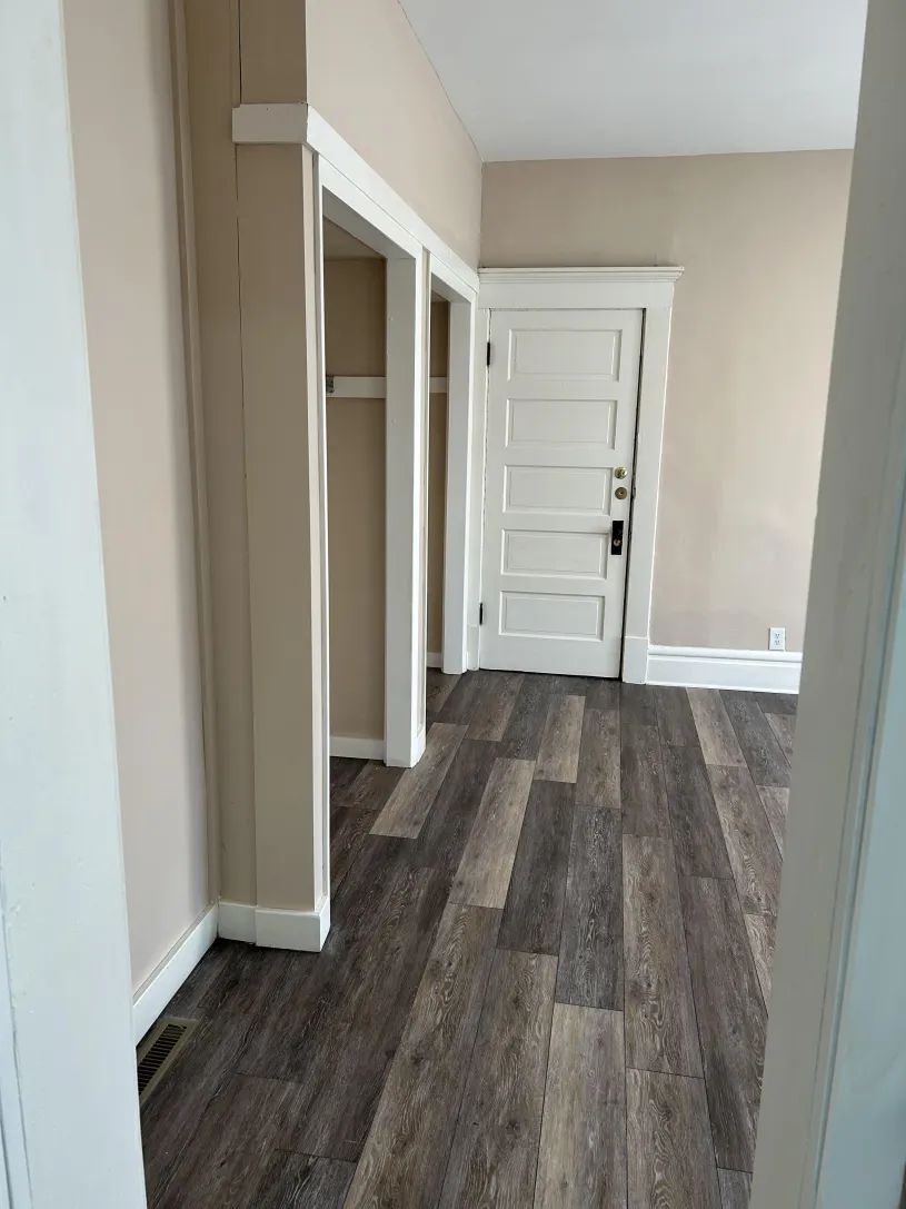 32 W 10th Ave Apt B