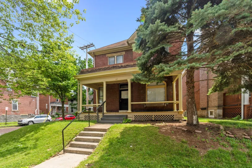 315 W 8th Ave