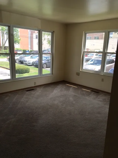 46 W 10th Ave Apt C ~ 4BR