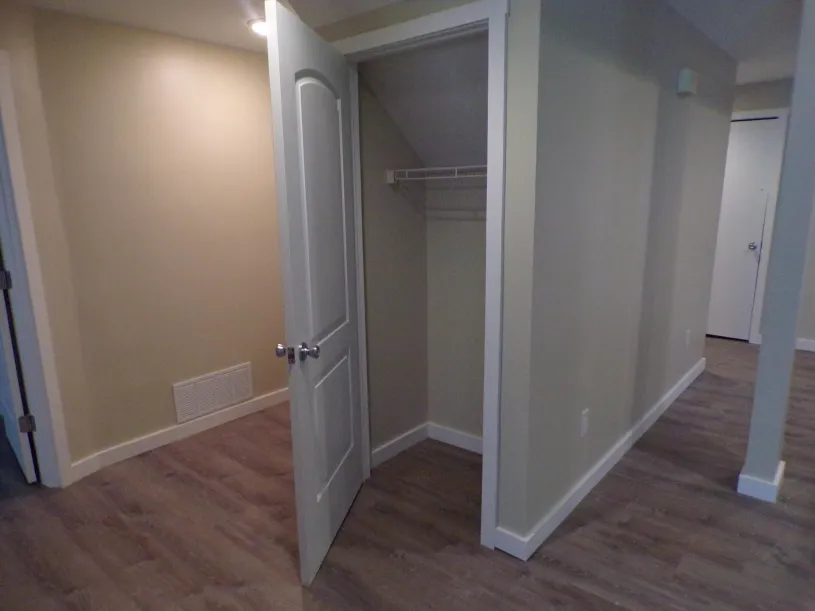 46 W 10th Ave Apt B ~ 5BR