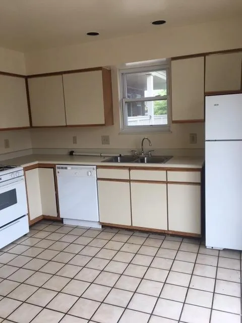 46 W. 10th Ave Unit D