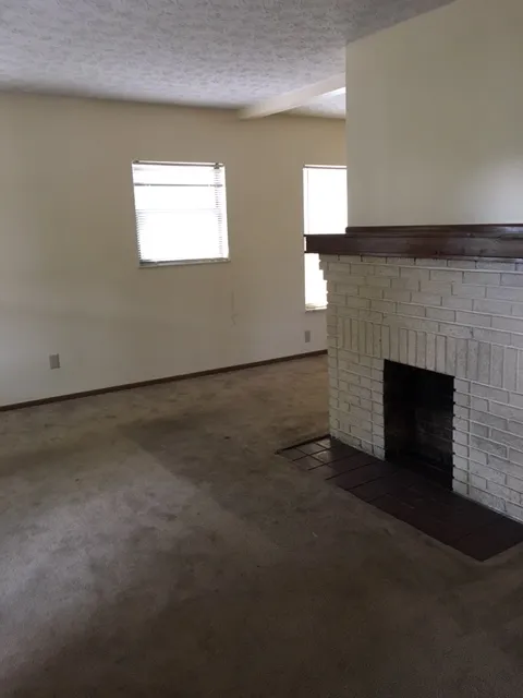 56-58 W Northwood Ave