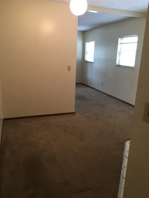 56 W Northwood Ave