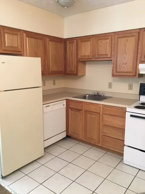 56 W Northwood Ave