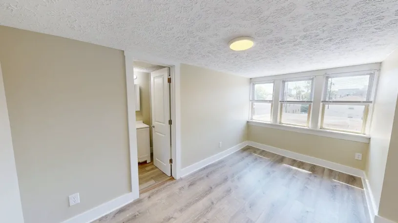 63 E 14th Ave 4BR ~ Newly renovated! 