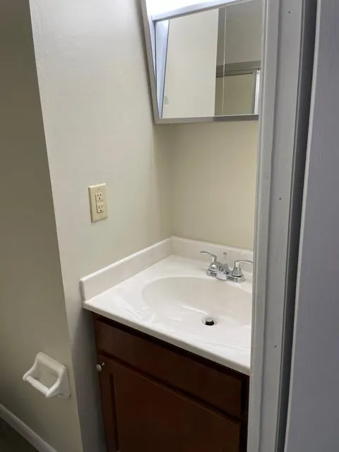 679 Dennison Ave Apt #3
