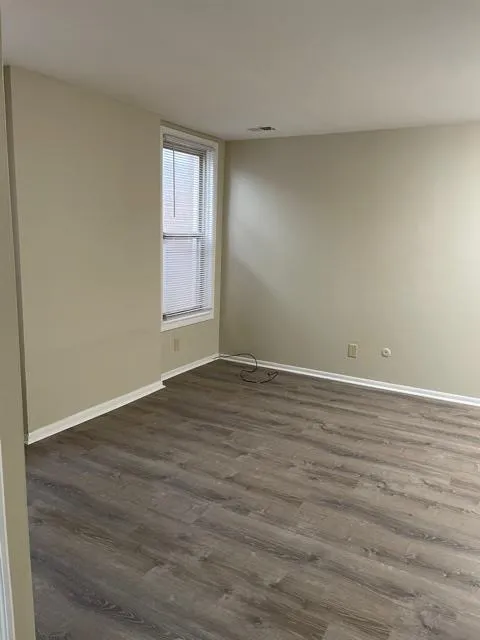 679 Dennison Ave Apt #3