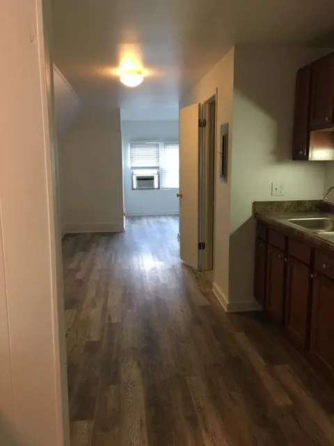 679 Dennison Ave ~ Apt 5/10