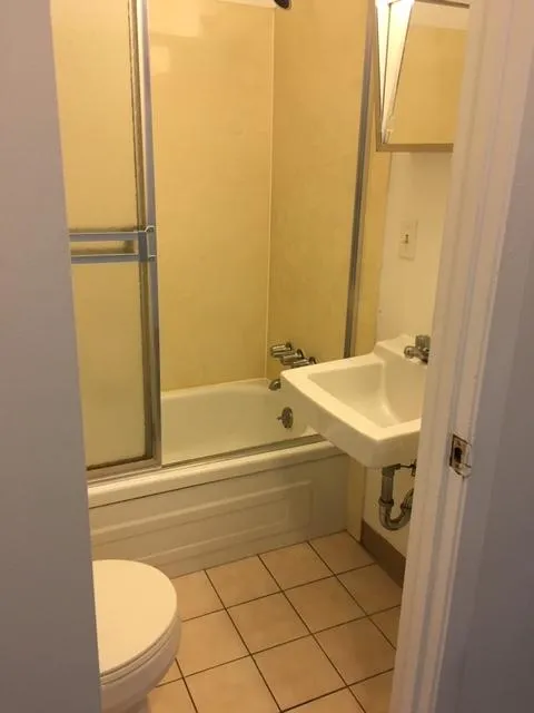 679 Dennison Ave ~ Apt 5/10