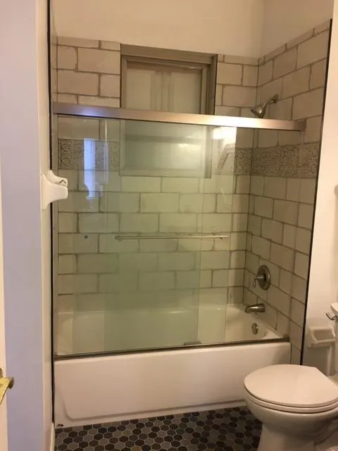 685 Dennison Ave