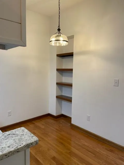 687 N High St Apt 2D