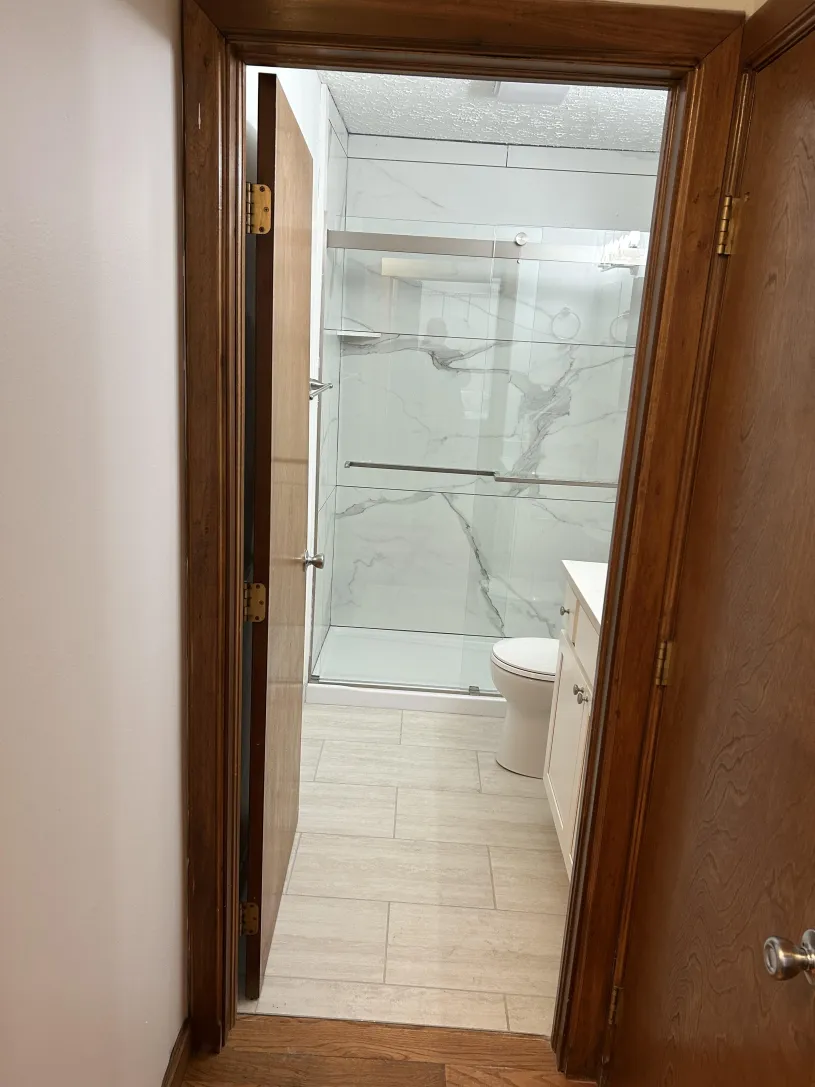 687 N High St Apt 2F
