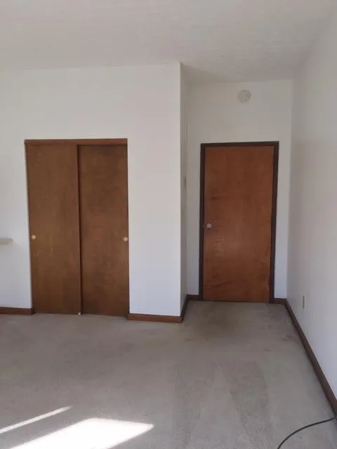 687 N High st Apt 3H