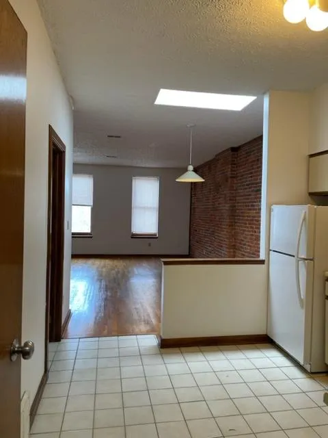 687 N High St - Efficiency - Unit 3G